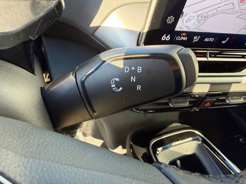 New 2026 Volkswagen ID.4 Pro image 23