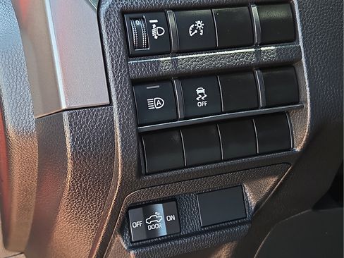 Used 2024 Toyota Tacoma TRD Sport AWD/4WD image 15