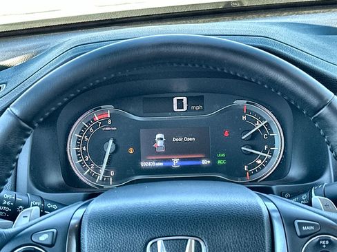 Used 2023 Honda Ridgeline RTL-E image 18