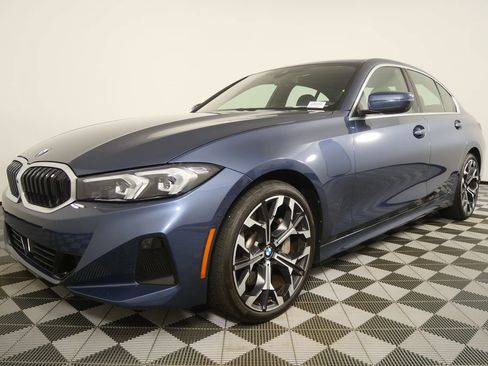 Used 2025 BMW 330i Sedan image 7