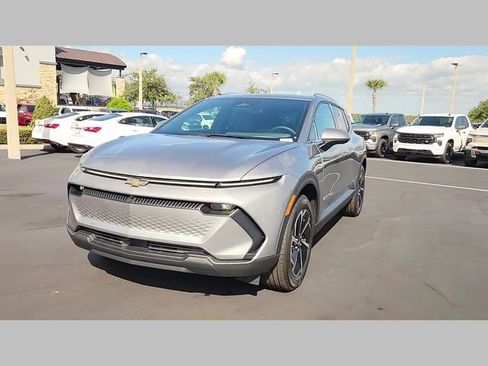 New 2026 Chevrolet Equinox EV LT image 31