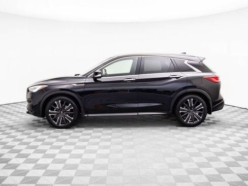 Used 2021 INFINITI QX50 Luxe w/ Appearance Package image 3