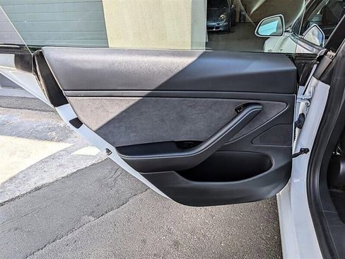 Used 2020 Tesla Model 3 Long Range AWD/4WD image 23