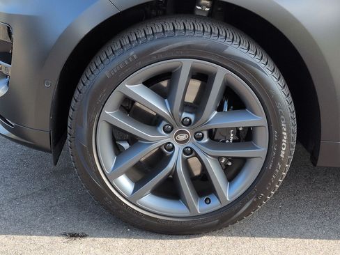 Certified 2025 Land Rover Range Rover Sport Dynamic SE AWD/4WD image 28