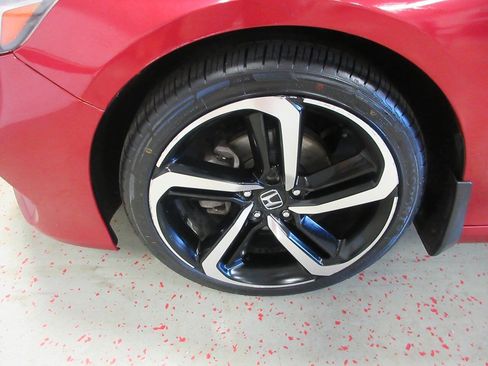 Used 2018 Honda Accord LX image 23