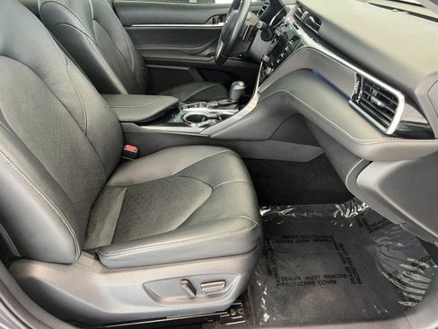 Used 2018 Toyota Camry XSE w/ Driver Assist Package FWD image 14