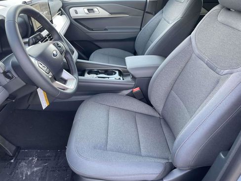 New 2026 Ford Explorer Active RWD image 12
