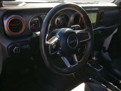 Used 2022 Jeep Gladiator Mojave w/ LED Lighting Group image 11