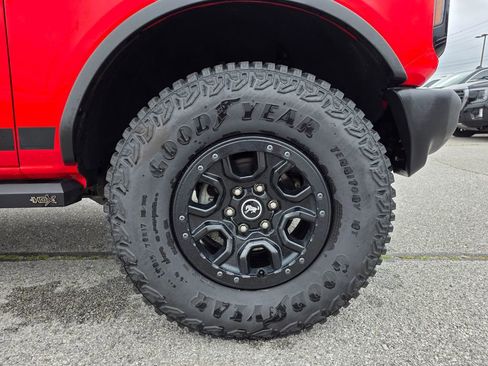 Used 2022 Ford Bronco Wildtrak image 30