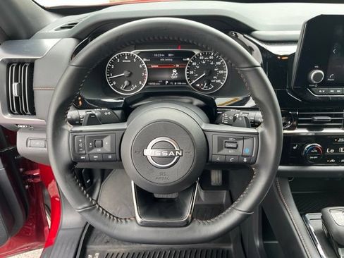 Used 2025 Nissan Pathfinder Rock Creek AWD/4WD image 19