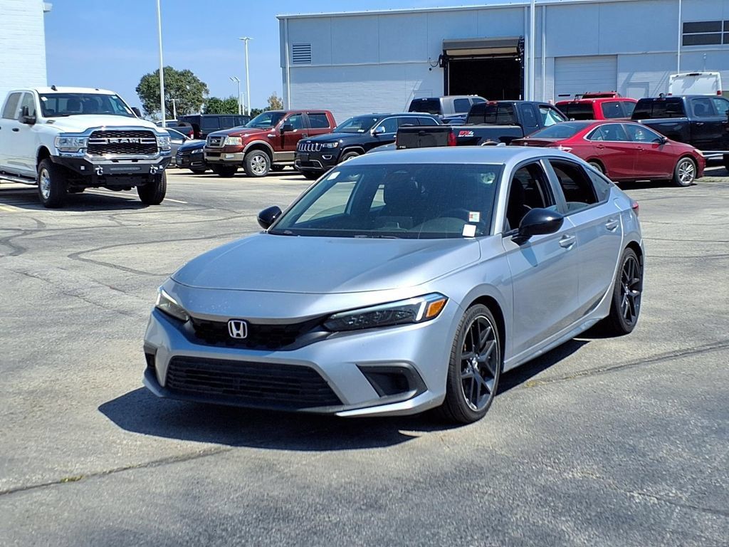 Used 2022 Honda Civic Sport image 2