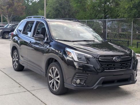 Used 2023 Subaru Forester Limited AWD/4WD image 3