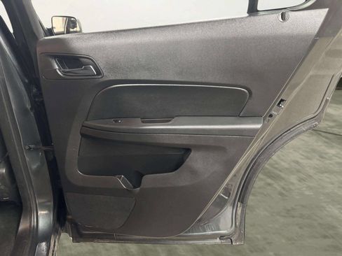 Used 2017 Chevrolet Equinox LT w/ Convenience Package image 16