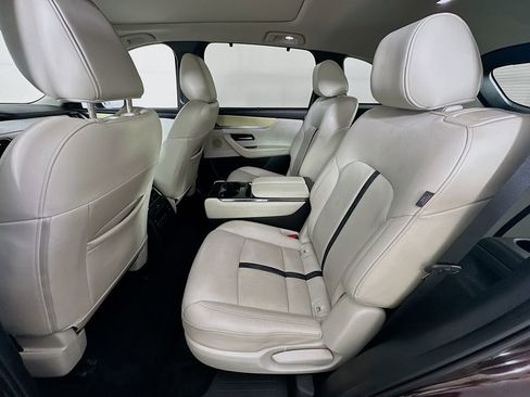 Certified 2024 MAZDA CX-90 3.3 Turbo S w/ Premium Plus AWD/4WD image 33