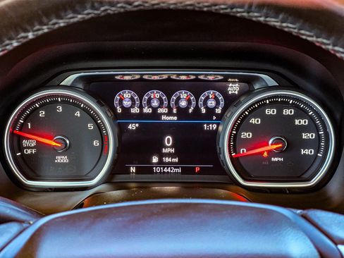 Used 2021 Chevrolet Tahoe Z71 w/ Z71 Off-Road Package image 28