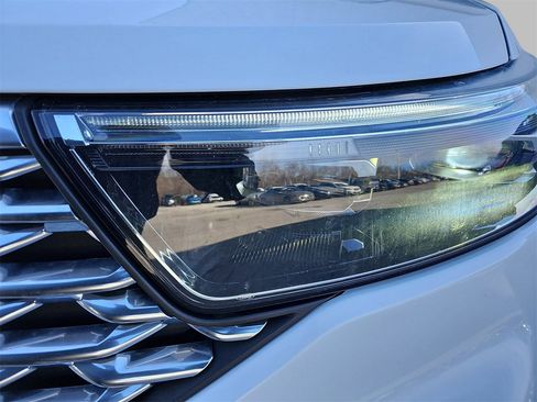 Used 2022 Ford Explorer Platinum w/ Equipment Group 601A image 34