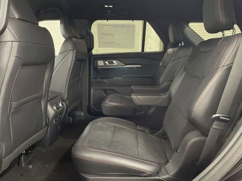 New 2025 Ford Explorer ST image 10