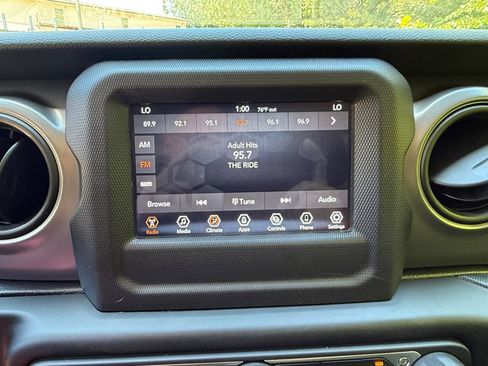 Used 2021 Jeep Wrangler Sport AWD/4WD image 19