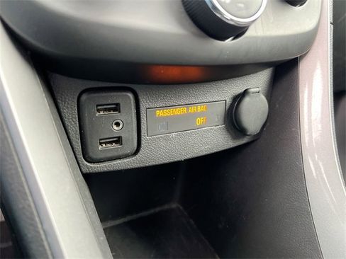Used 2022 Chevrolet Trax LS w/ Tint and Cruise Package image 33