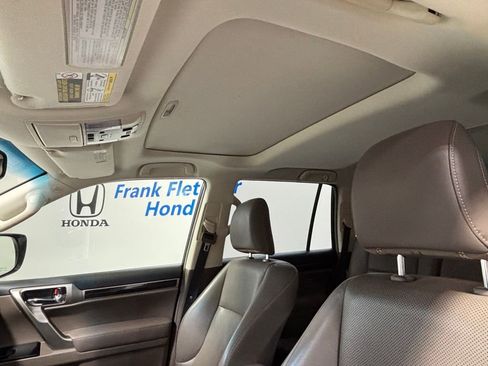 Used 2018 Lexus GX 460 w/ Navigation Package AWD/4WD image 13