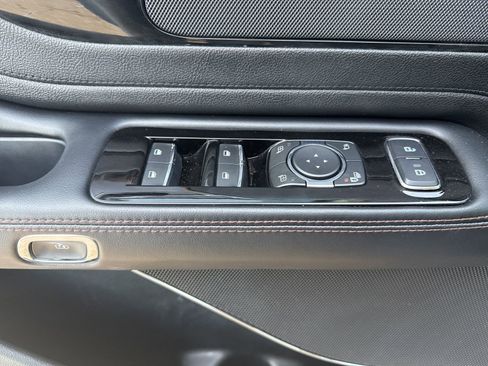 Used 2021 Lincoln Aviator AWD image 14