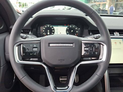 Certified 2025 Land Rover Discovery Sport Dynamic SE AWD/4WD image 20