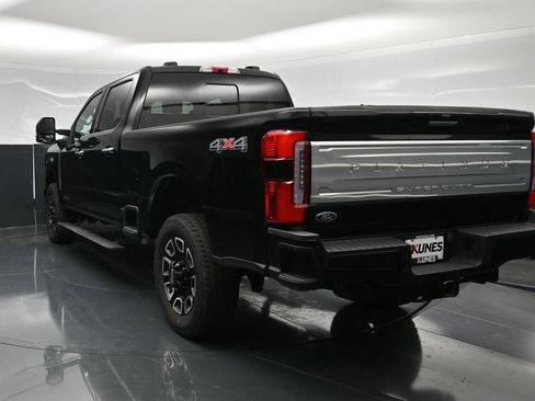 Used 2024 Ford F250 Platinum AWD/4WD image 8