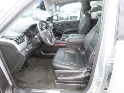 Used 2015 GMC Yukon SLT w/ Open Road Package RWD image 28