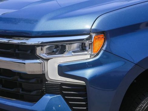 Used 2024 Chevrolet Silverado 1500 LT RWD image 6