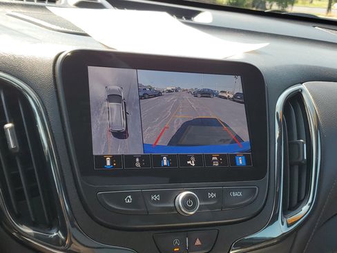 Used 2024 Chevrolet Equinox RS w/ RS Leather Package FWD image 27