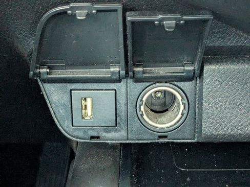 Used 2021 Toyota Camry XSE w/ Navigation Package FWD image 33