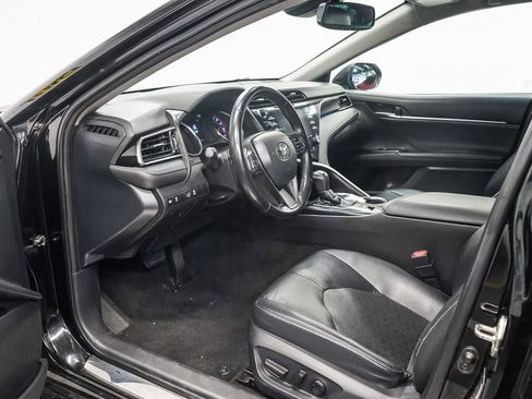 Used 2019 Toyota Camry XSE w/ Carpet Mat Package FWD image 17