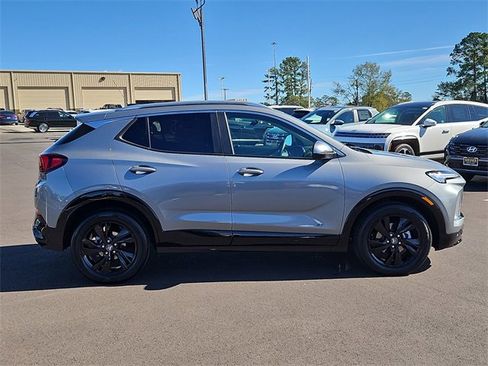 Certified 2025 Buick Encore GX Sport Touring w/ Advanced Technology Package image 9