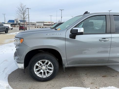 Used 2023 Chevrolet Silverado 1500 LT image 4