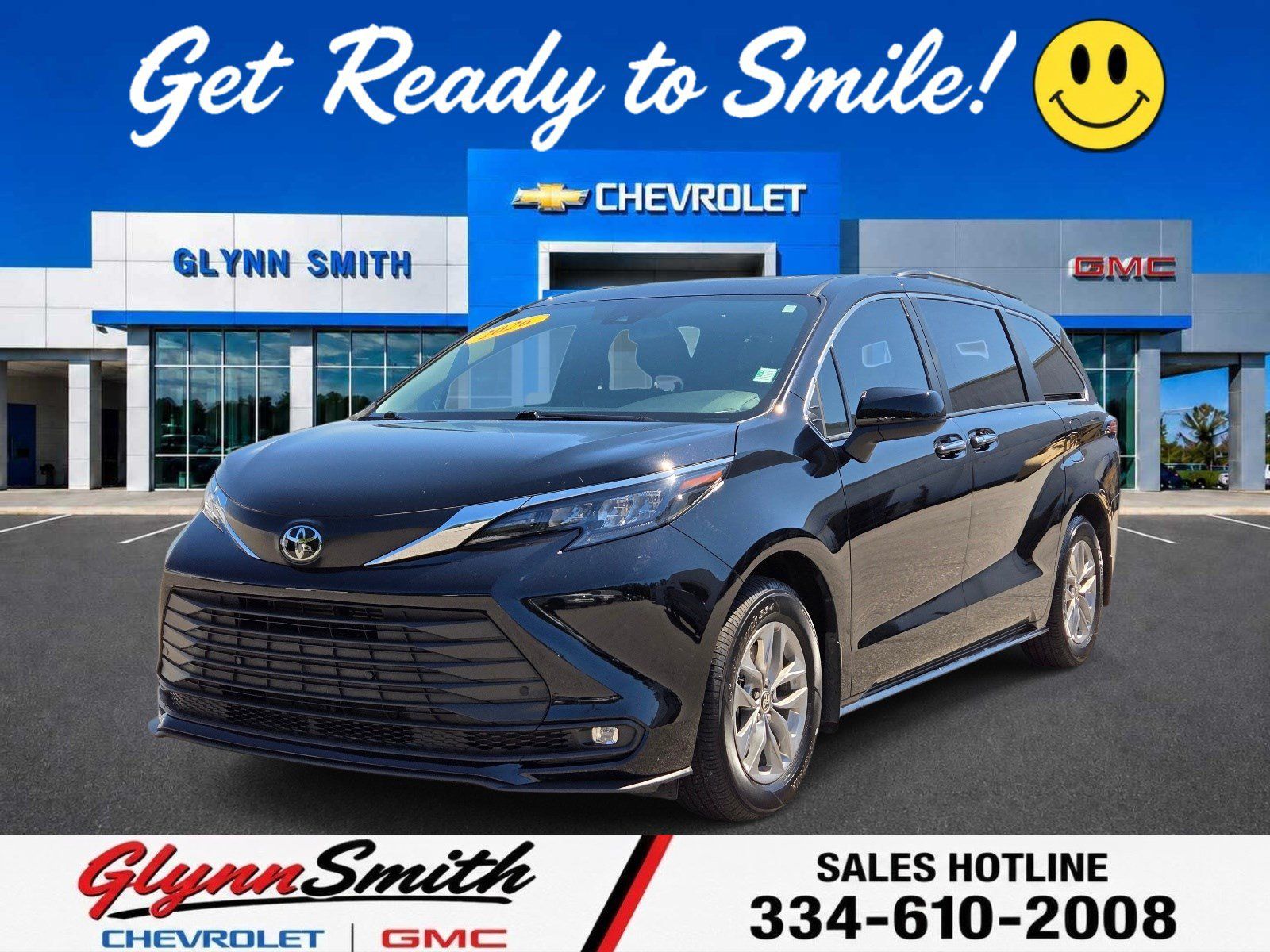 Used 2026 Toyota Sienna XLE FWD image 1