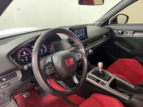 Used 2023 Honda Civic Type R image 4