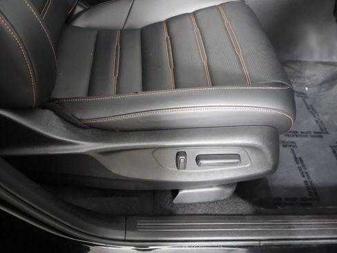 Used 2025 Honda CR-V Sport-L image 33