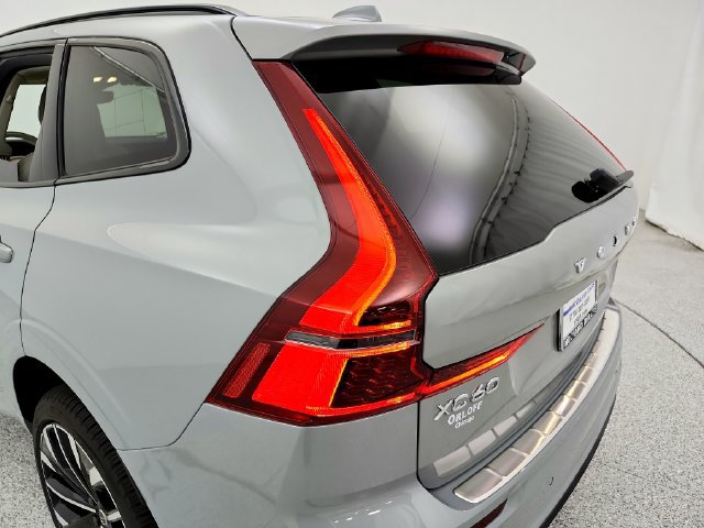 New 2026 Volvo XC60 T8 Ultra w/ Protection Package Premier AWD/4WD image 31