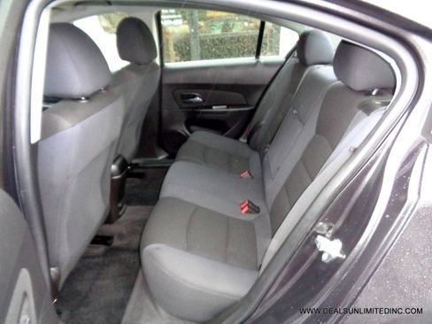Used 2016 Chevrolet Cruze LT FWD image 13