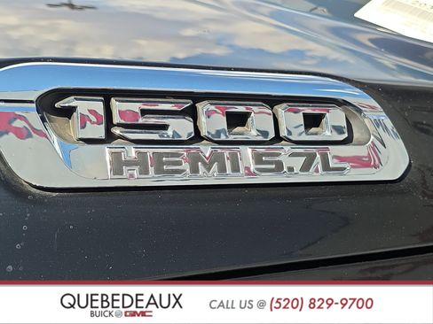 Used 2019 RAM 1500 Laramie AWD/4WD image 4