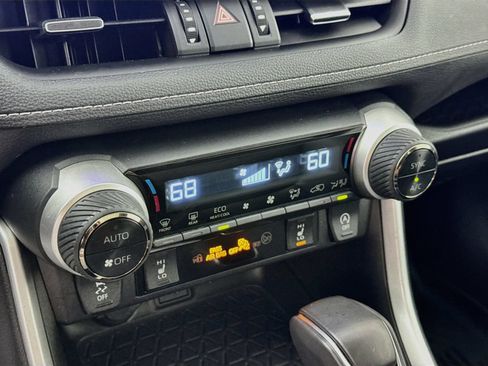 Certified 2023 Toyota RAV4 XLE Premium AWD/4WD image 15