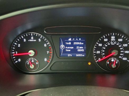 Used 2017 Kia Sorento LX w/ LX Convenience Package image 14