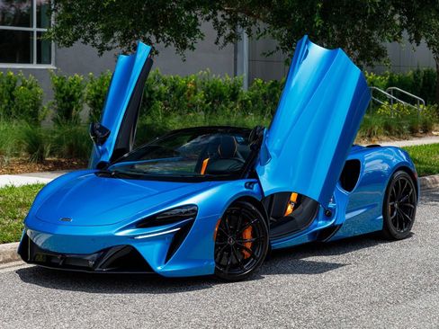 New 2026 McLaren Artura Spider RWD image 50