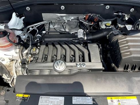 Used 2023 Volkswagen Atlas SEL AWD/4WD image 30