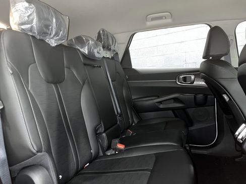 New 2026 Kia Sorento EX image 9