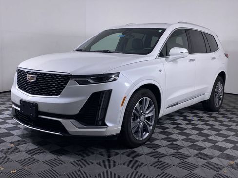 New 2025 Cadillac XT6 Premium Luxury w/ Technology Package AWD/4WD image 18