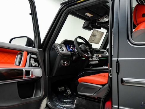 Used 2026 Mercedes-Benz G 63 AMG 4MATIC image 38