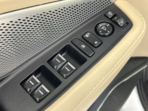 Used 2022 Acura MDX SH-AWD w/ Technology Package image 36