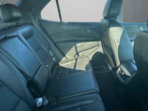 Used 2021 Chevrolet Equinox Premier FWD image 11