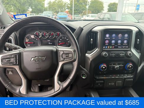 Used 2022 Chevrolet Silverado 1500 LT Trail Boss w/ Convenience Package II AWD/4WD image 6